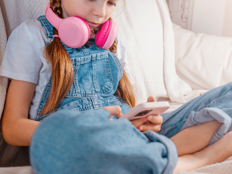 Conscious Advertising Network: Child Rights Manifesto